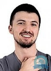 Стоматолог, стоматолог-хирург, стоматолог-имплантолог, челюстно-лицевой хирург Асватуллин Оскар Раисович